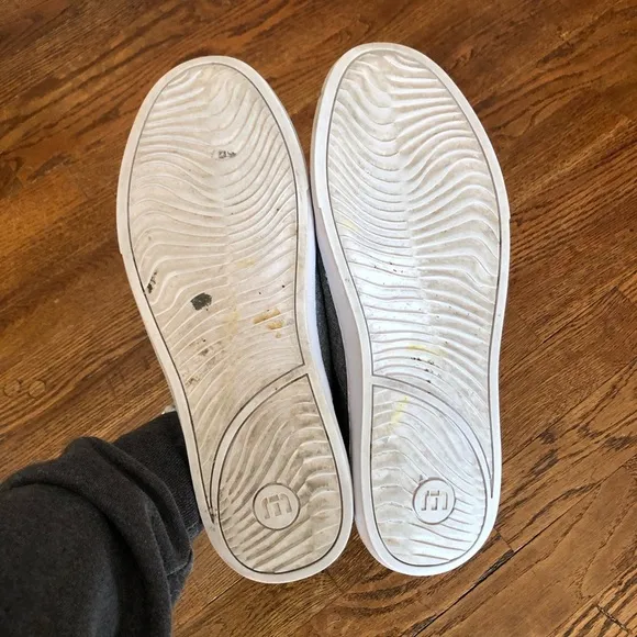 Travis Mathew slip ons