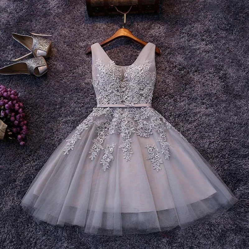 Tulle A-line V-neck Knee-length Lace Short Prom Dresses, Homecoming Dress with Appliques,SH10
