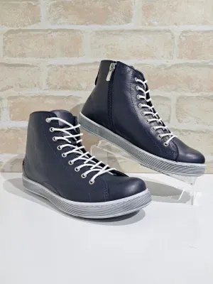 Typo Navy/Silver by Rilassare