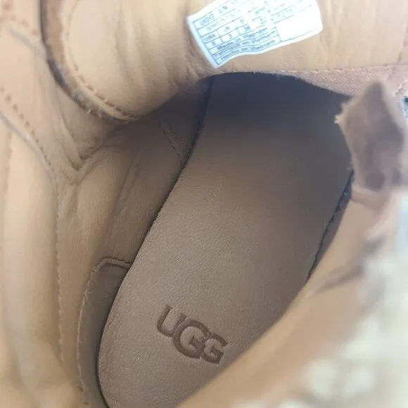 UGG‎ Girls Pure Leather Lace Up Zipper Sneaker Boots with Wool Fur Size 5