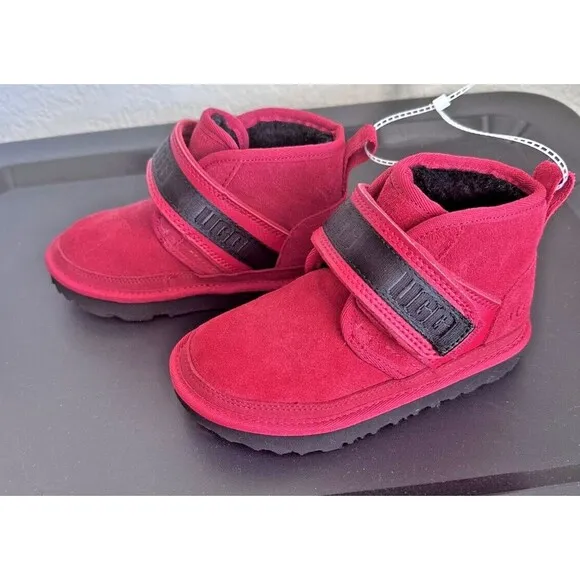 UGG Kids Toddlers Boys Boots Neumel Strap Samba Holidays Red  Suede Size 11