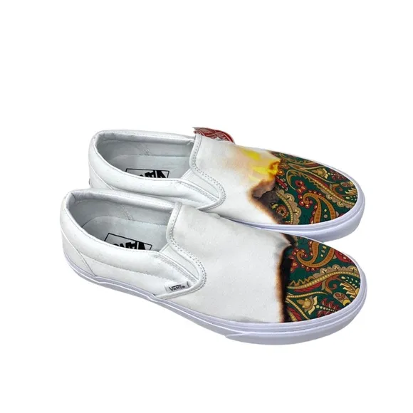VANS Classic Slip On Shoes Low Top White Men’s Canvas Sneakers Skate VN000XG8AZQ