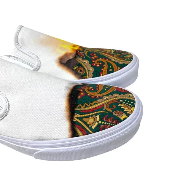 VANS Classic Slip On Shoes Low Top White Men’s Canvas Sneakers Skate VN000XG8AZQ