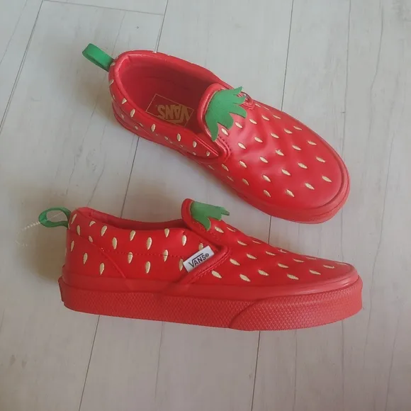 VANS NEW kids Classic Slip-on Berry Shoes
