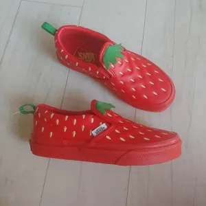 VANS NEW kids Classic Slip-on Berry Shoes