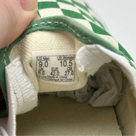 Vans Slip On Checker Green Size Men’s 9.0  Women’s 10.5 Unisex NWOT