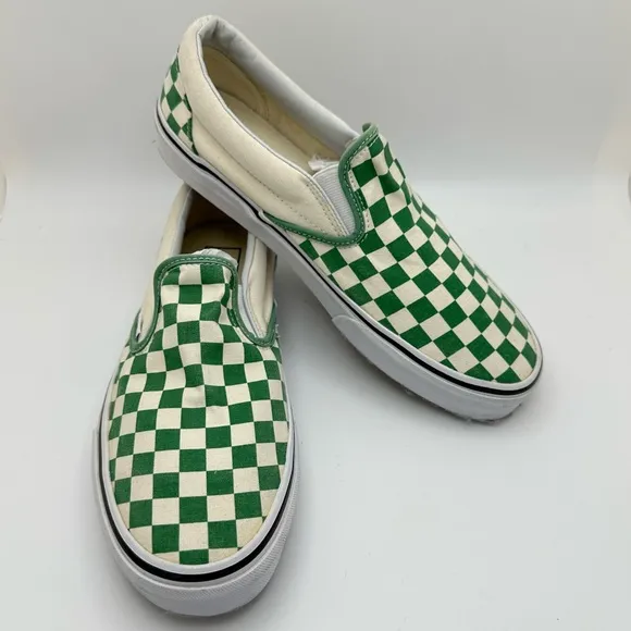 Vans Slip On Checker Green Size Men’s 9.0  Women’s 10.5 Unisex NWOT