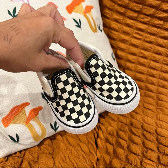 Vans Toddler Classic checkerboard black and white slip-on shoes Size 3.5