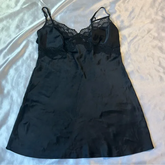 Victoria's Secret slip