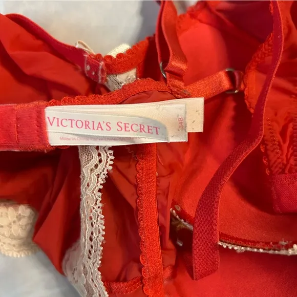 Victoria's Secret slip