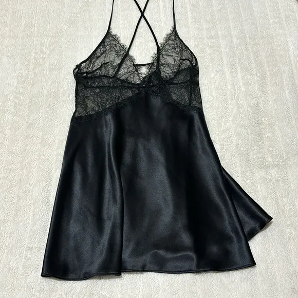 Victoria's Secret slip