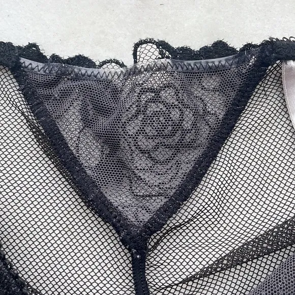 Victoria’s Secrets Vintage Nylon Women’s low Riders Panties