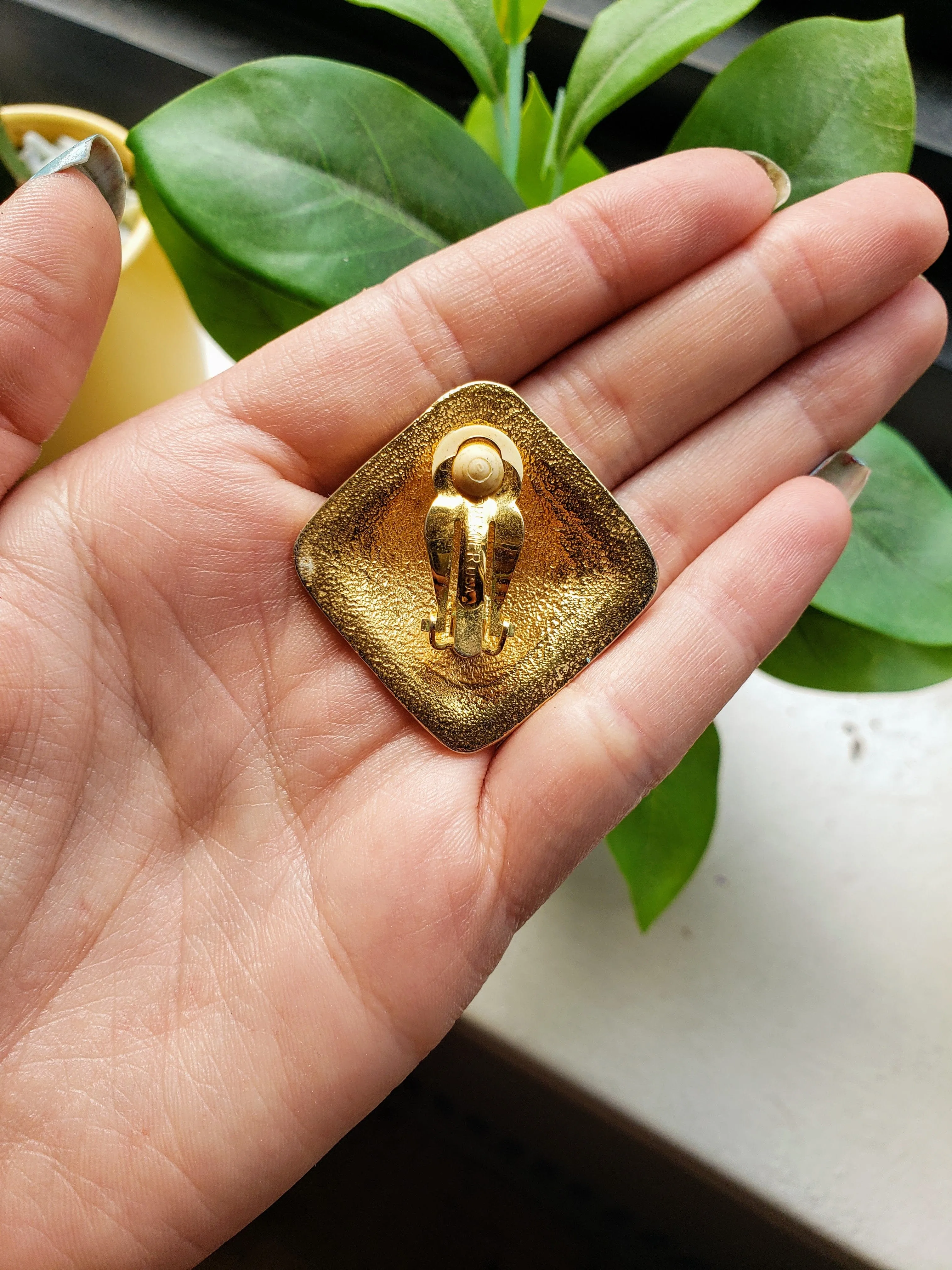 Vintage - Square Clip-On Earrings