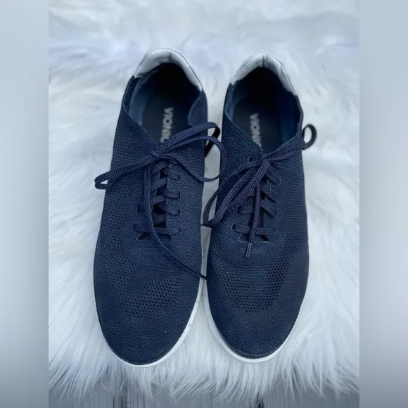 Vionic Men's size  11.5  Tucker Lace-up Casual Sneaker  navy blue