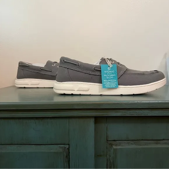 Vionic Skipper Boat Shoes - Size 10 - Gray Canvas