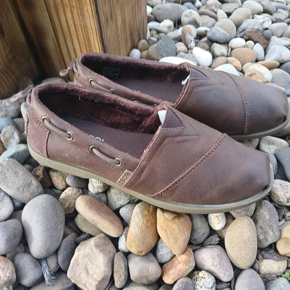 W Bob's Skechers Women's Brown Casual Shoes 8.5 With Memory Foam