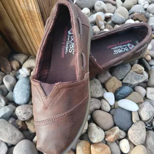 W Bob's Skechers Women's Brown Casual Shoes 8.5 With Memory Foam