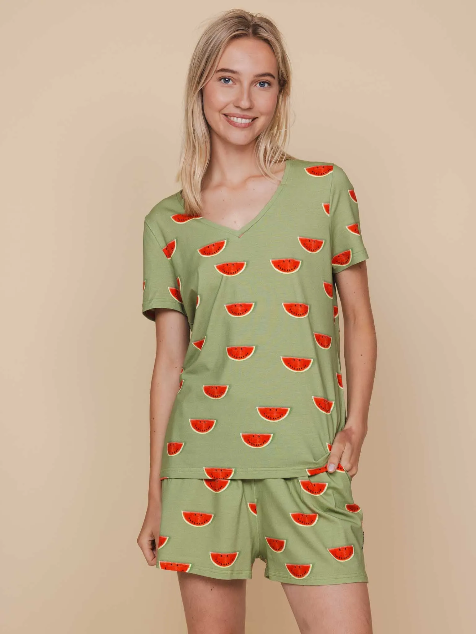 Watermelon V-neck T-shirt en Shorts set Dames