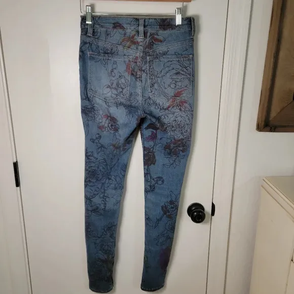 We The Free Free People Skinny Distressed Floral Jeans | Free People Jeans | 27