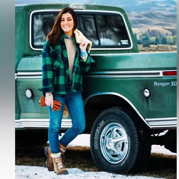 Zara flannel Oversized navy blue/green plaid shacket Jacket Size Small