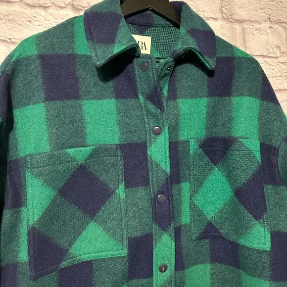 Zara flannel Oversized navy blue/green plaid shacket Jacket Size Small