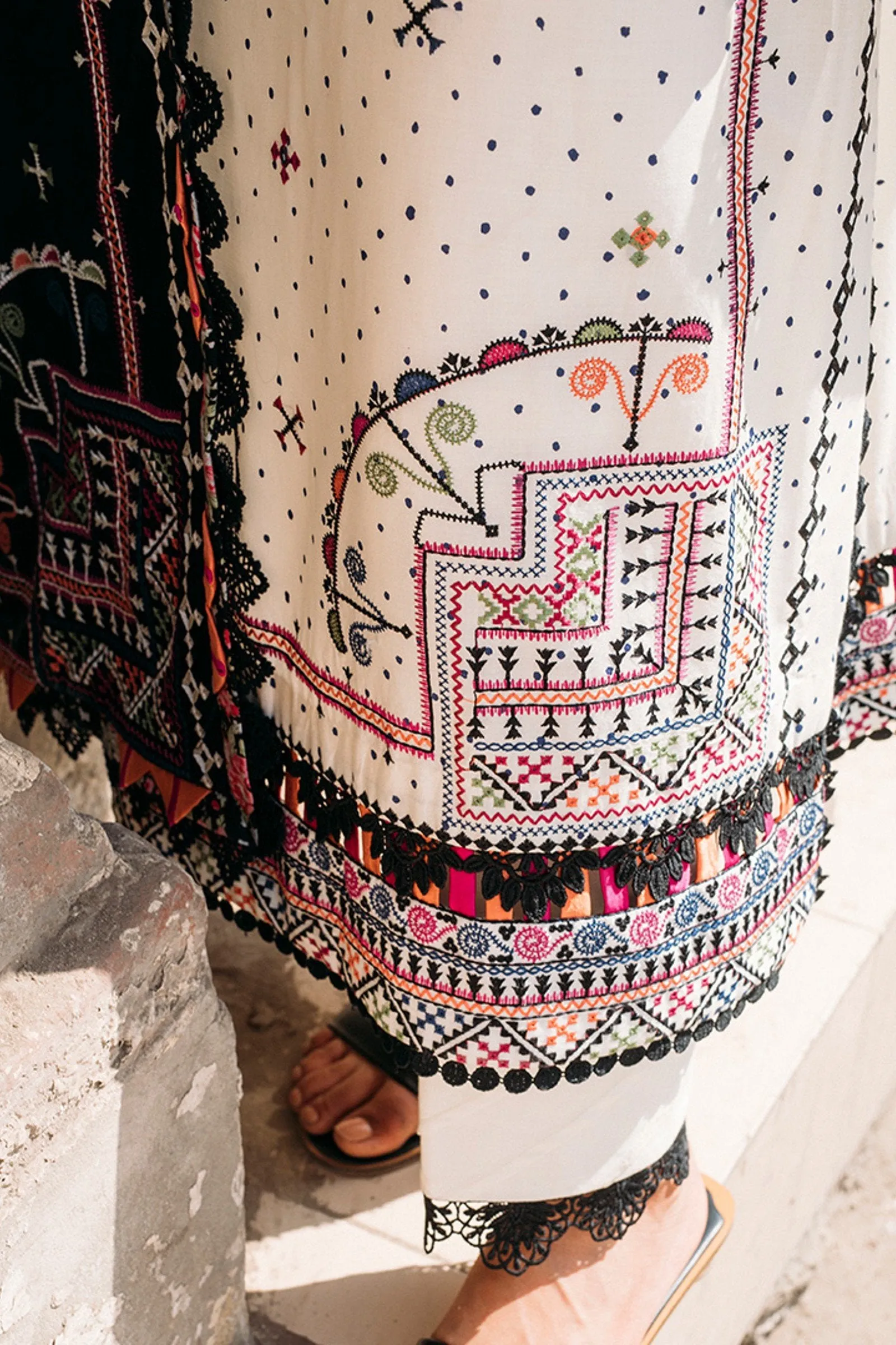 ZIBA (ZW21-10) |  Zaha Hamrahi Winter Collection 2021 | Unstitched Embroidered Karandi Suits